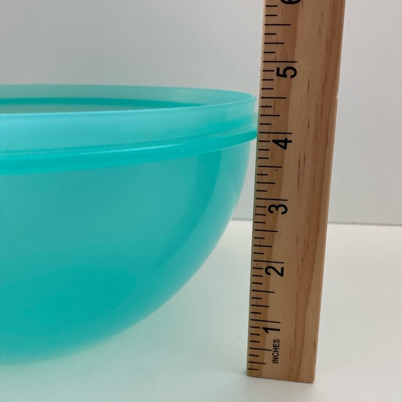 Tupperware Mixing Bowls - Picture 9 of 9